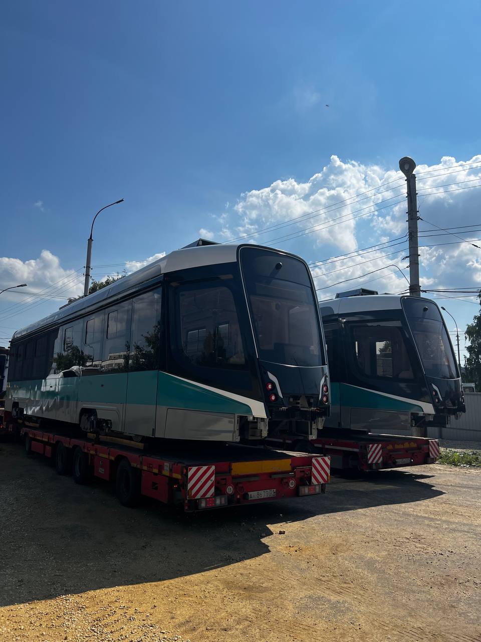 Новые трамвайные вагоны УКВЗ приехали в Липецк